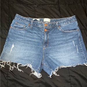 Universal Thread Vintage Midi Jean Shorts